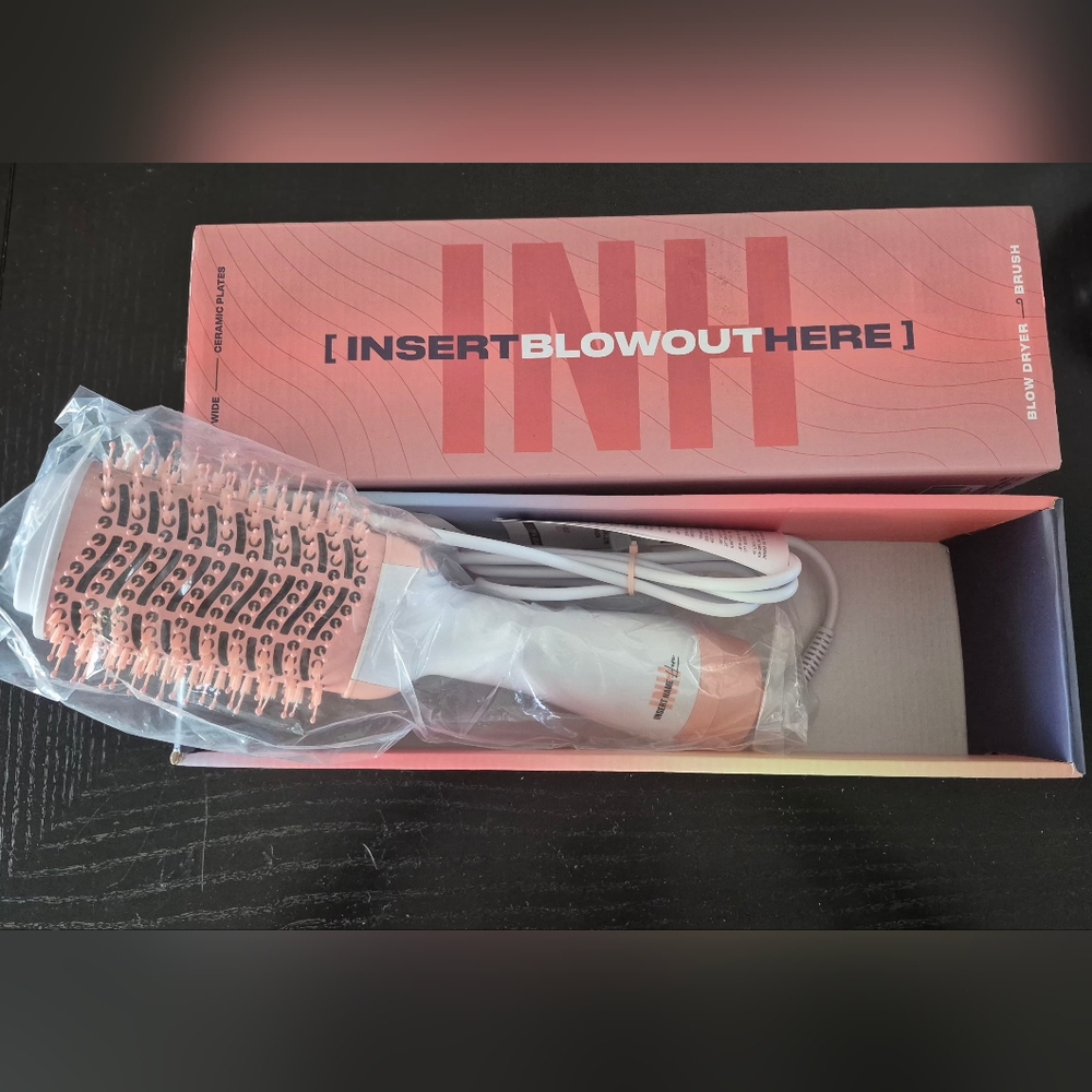 INH.[INSERT BLOWOUT HERE] Pink Ceramic Vent Brush Hot Air Styler